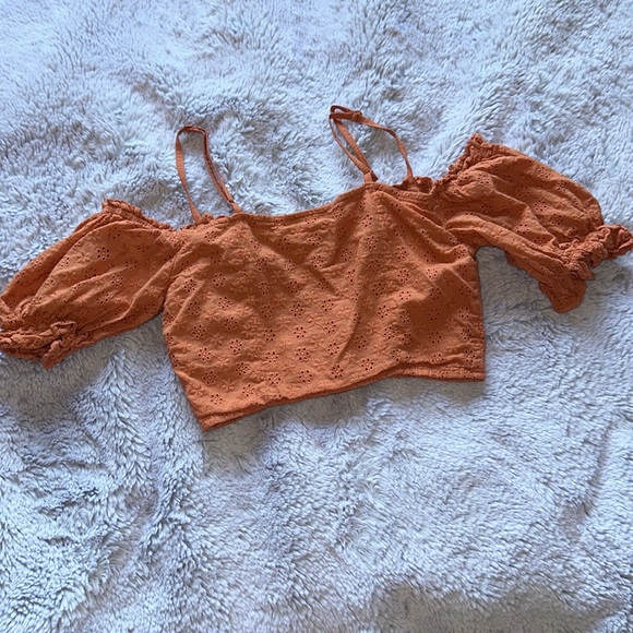 Kerrick Women's Orange Puff sleeve Eyelet Top - Picture 4 of 5